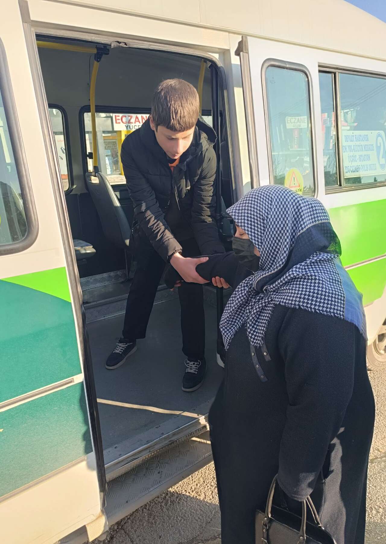 Konya’da öğrenciler nezaketle yarıştı, ödül alan isimler açıklandı 3